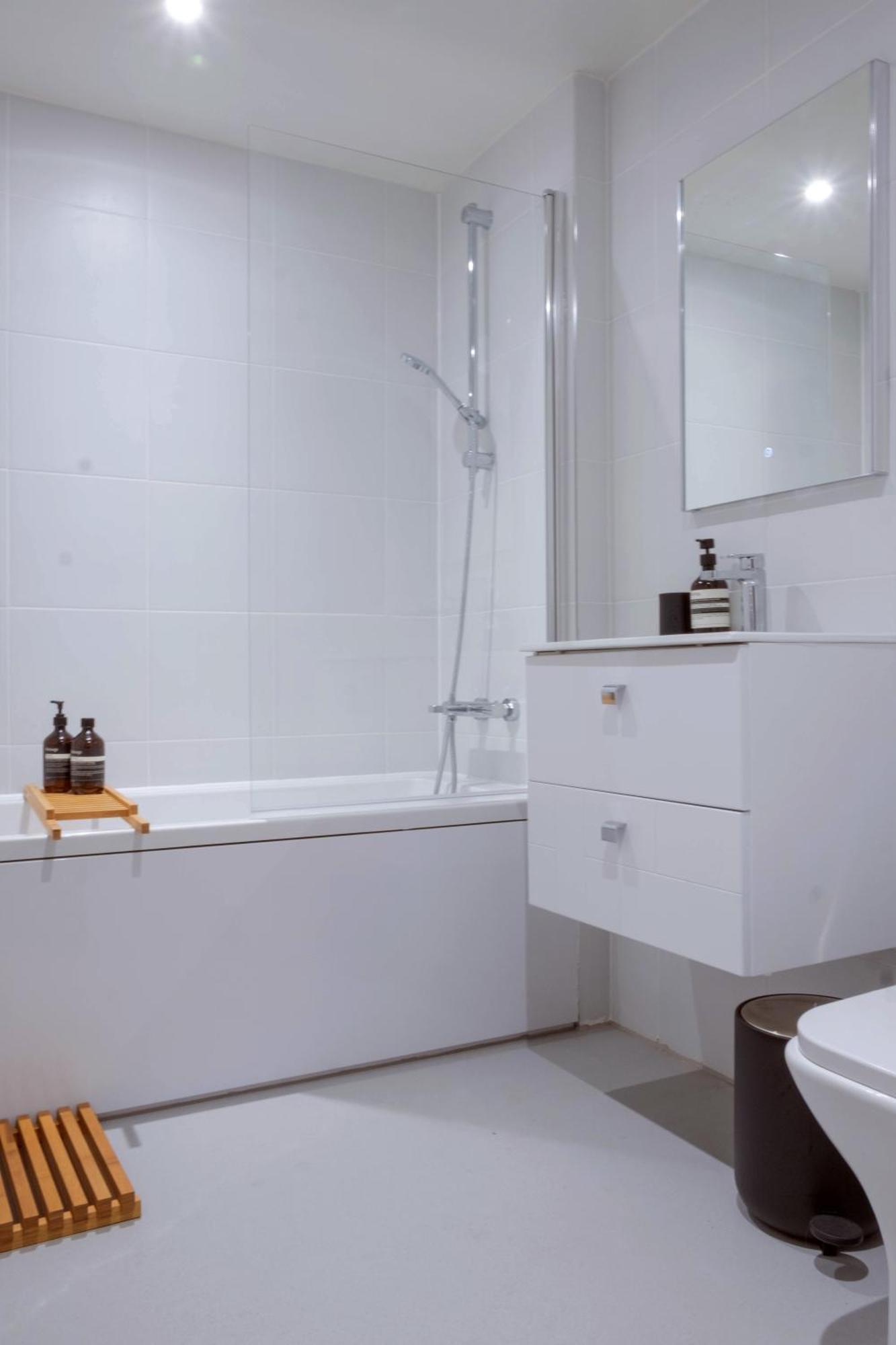 Livingway Roco Apartment Ливърпул Екстериор снимка